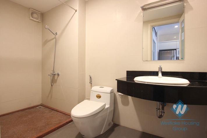 Modern three bedroom apartment for rent in Tay Ho, Ha Noi